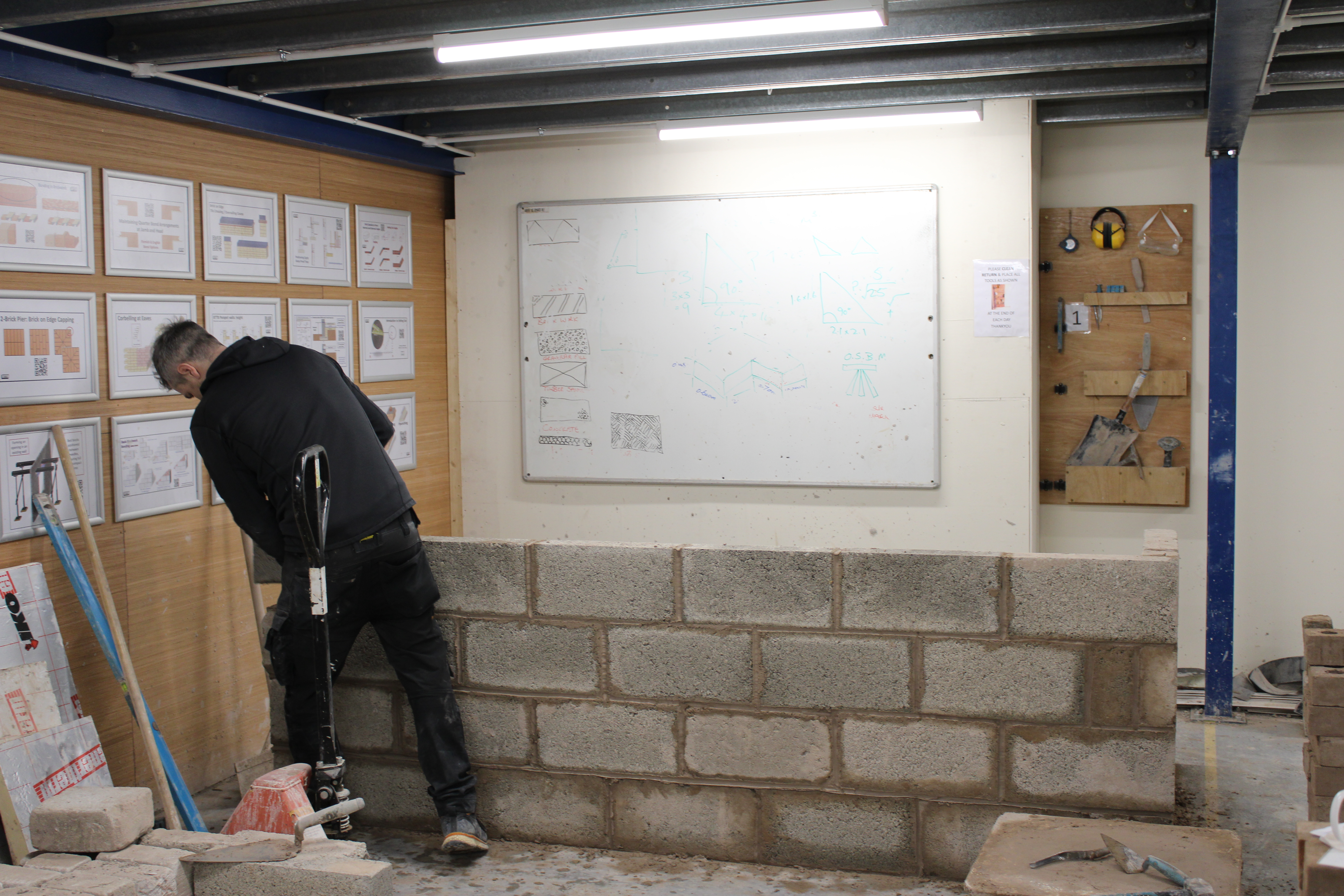 Level 1 Bricklaying Course CBWA